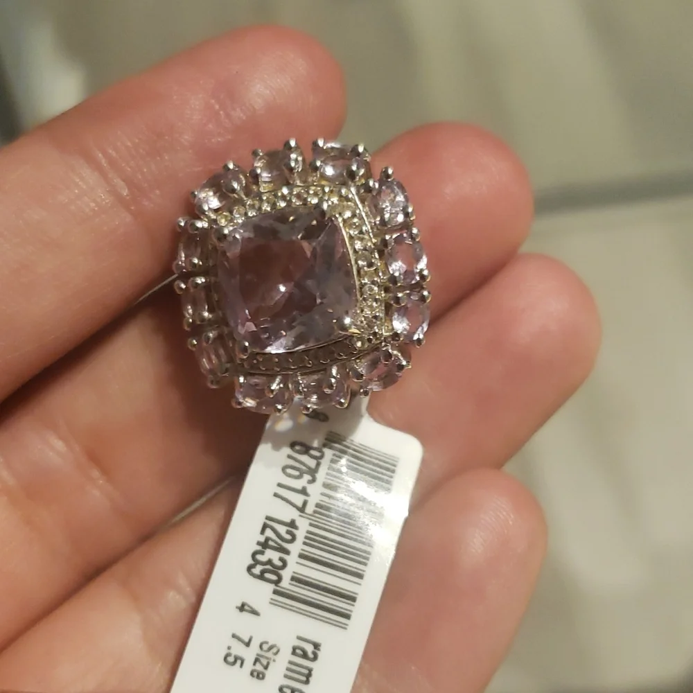 Ring - Picture 5 of 5